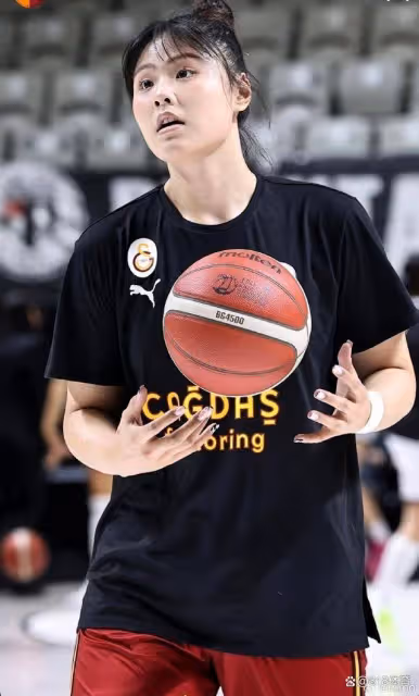 穩定輸出！李月汝17中7爆砍16+8+2,率加拉塔薩雷領跑土超聯賽