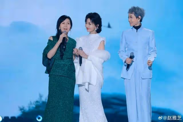 趙雅芝哭了!為《新白娘子傳奇》30周年演唱會