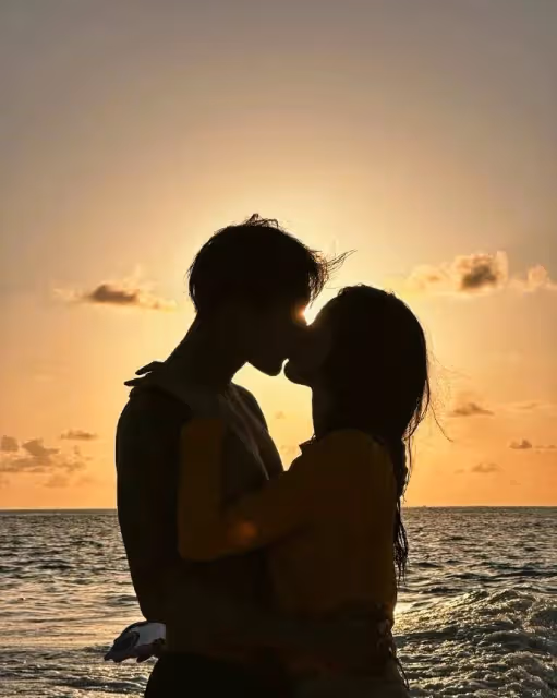 黃子韜官宣結婚!徐藝洋快生了吧?從員工到老闆娘,真是厲害