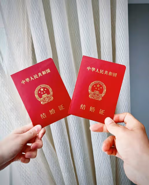 黃子韜官宣結婚!徐藝洋快生了吧?從員工到老闆娘,真是厲害