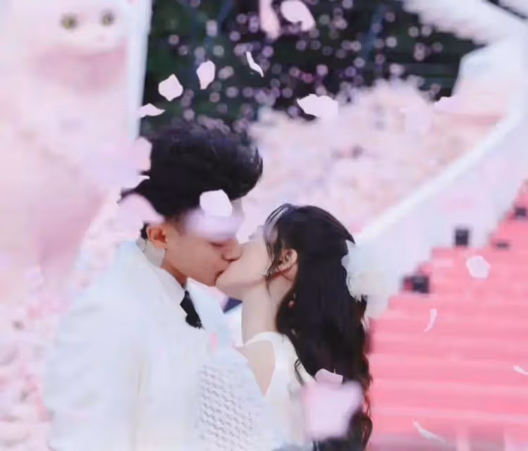 黃子韜官宣結婚!徐藝洋快生了吧?從員工到老闆娘,真是厲害
