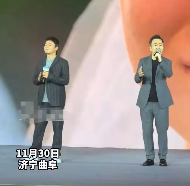 筷子兄弟再次合體引圍觀,兄弟二人變化大,王太利鬍子花白顯蒼老