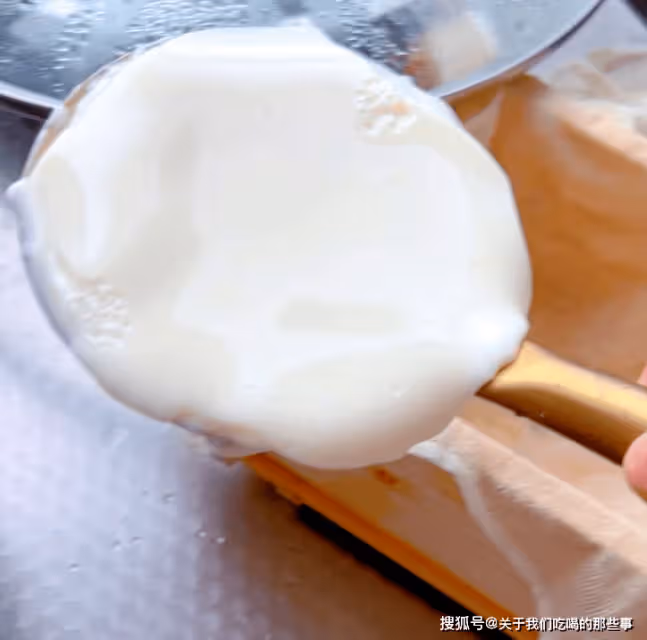 買豆腐時，選「邊上」的還是「中間」的？區別很大，別再買錯了