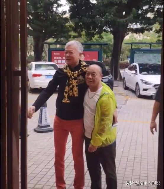 曝新義安「總管」林江中山開餐廳!陳慎芝現身支持,向家無人到場
