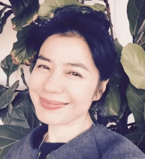 19歲已是「人間尤物」,47歲成寡婦,如今一個人住大豪宅、滿臉皺紋也無所謂