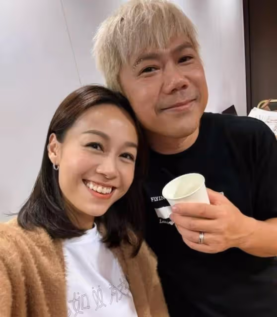 孕味濃厚!黃心穎近照著裝寬鬆疑有身孕,出軌人夫後如今已成人妻