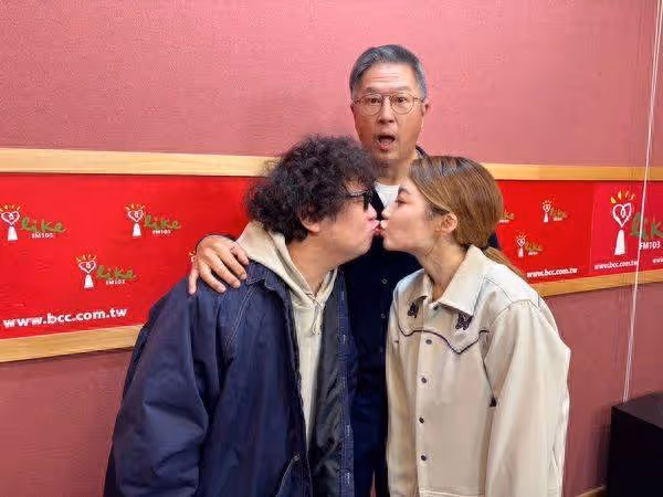 納豆求婚前問「我有資格娶你嗎」抱依依痛哭! 她認:要不是生病不會結婚