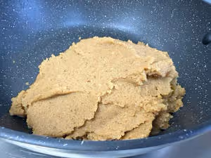 薑汁紅棗核桃糕｜暖胃驅寒