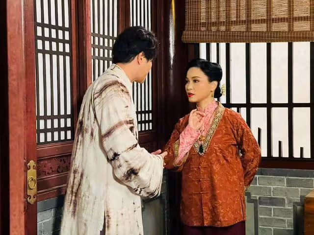 TVB富貴女星入圍爭視後，自曝有幸提名感意外，年過半百仍單身