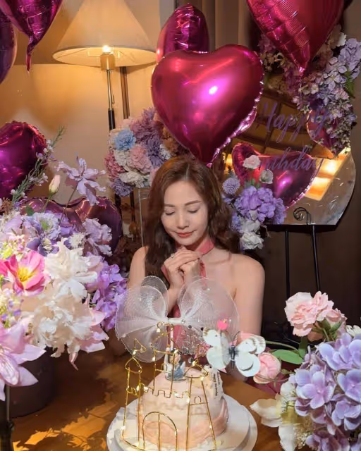 TVB花旦大曬靚照慶37歲生日!穿桃紅連身裙露香肩,今年將再爭視後!