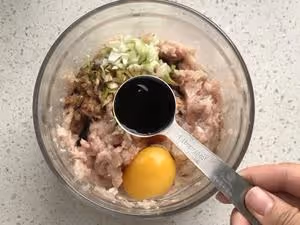 豬肉蝦仁餛飩