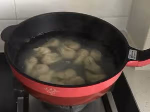 豬肉蝦仁餛飩