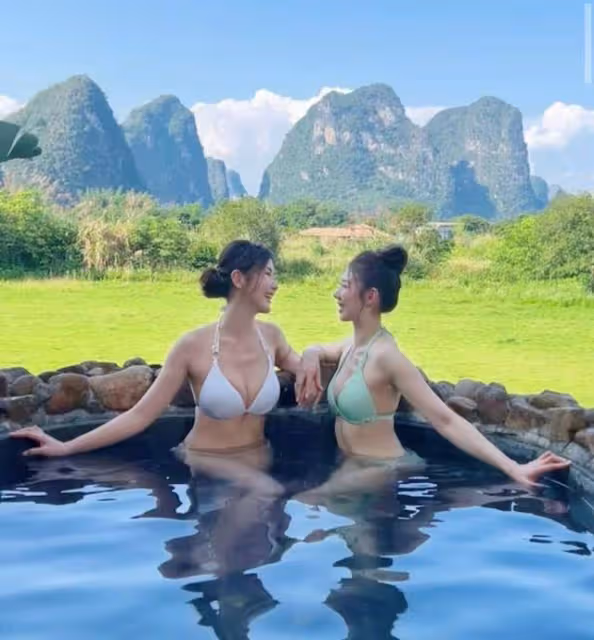 養眼!TVB上位小花獲續約與妹妹拍美胸廣告,穿泳裝大秀豐滿身材