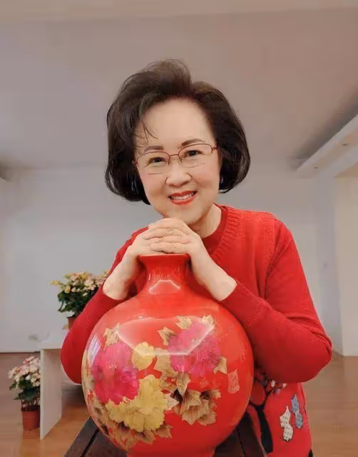 瓊瑤火化!和丈夫同葬陽明山,但不合葬,平鑫濤兒女不參加