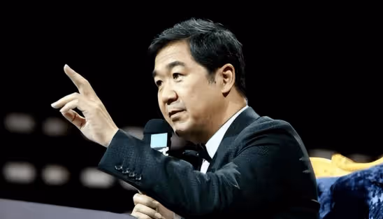 張國立和羅秀春離婚36年,如今69歲的他晚節不保,不再被世界寬容