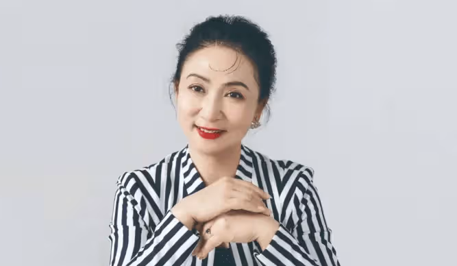 國家一級演員陳麗雲，被查！她還曾擔任演藝集團副總經理，原總經理上月落馬