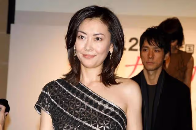 日本女星中山美穗死在寓所浴缸,曾出演電影《情書》女主角