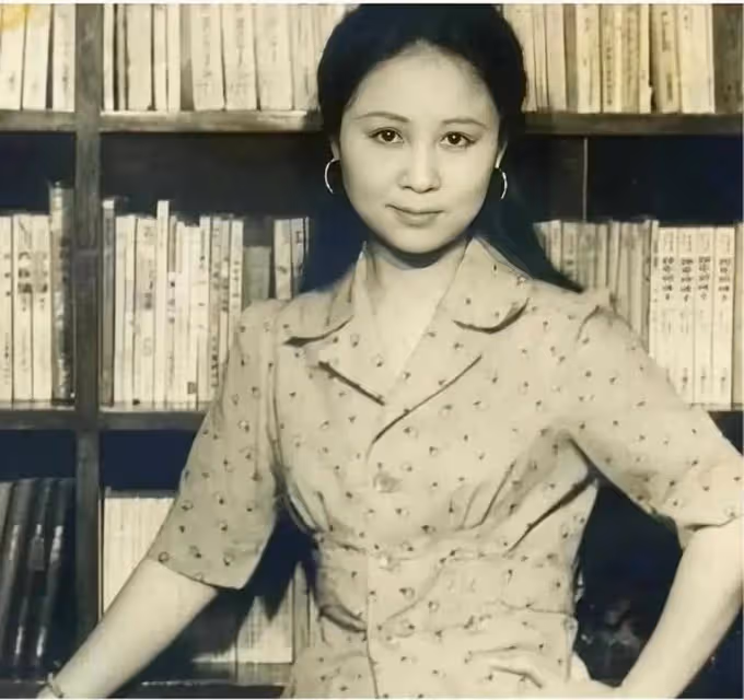 師生戀當小三搶丈夫屢次自殺!言情教母瓊瑤一生太精彩