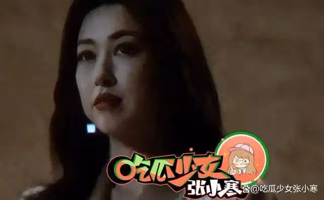 朱珠寫真露出事業線性感火辣!但廣告特寫鏡頭臉部浮腫