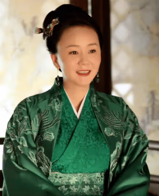 他是「最帥」男演員,老婆毀容也不離不棄,24年後夫妻雙雙爆火