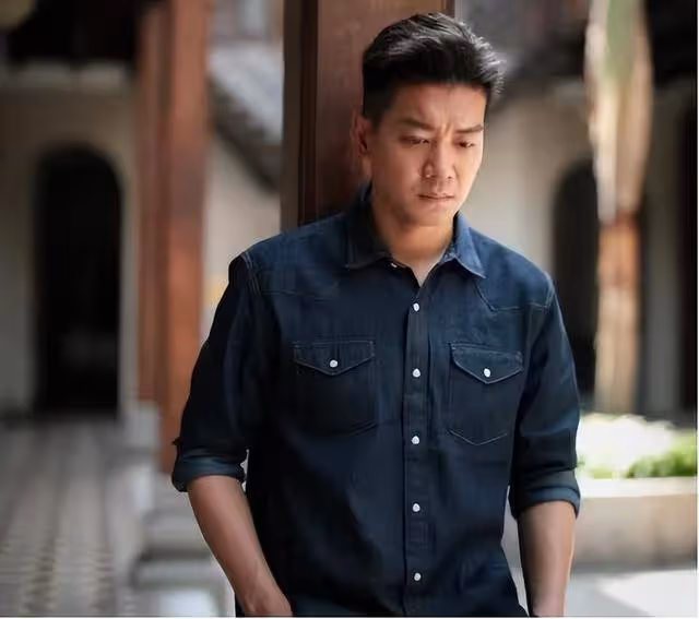 黎懿諾分享大兒子患病經歷,引起網民共鳴,夫妻罕見合體製作飯糰