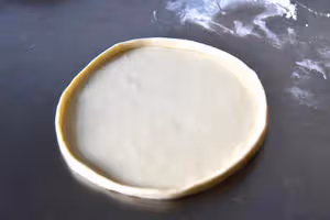 番茄芝士薄底披薩
