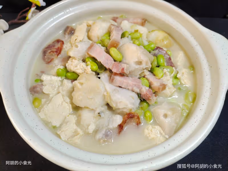 冬天最該吃的菜就是它,上桌比肉還搶手!隨手燉一鍋,有湯有菜、香軟滑嫩又暖人,正適合天冷吃