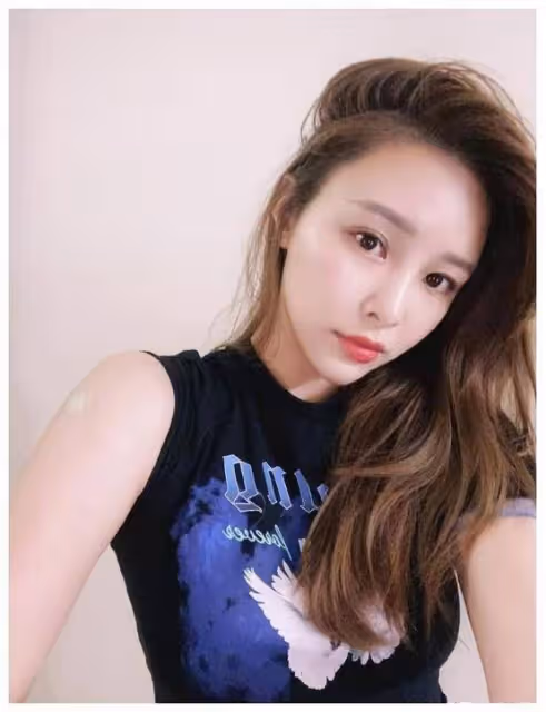 TVB前小花曬美照,引起粉絲一波回憶殺,曾被曝是大馬千億富二代