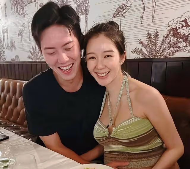 恭喜!TVB前知名女星懷孕半年,堅持腳踩高跟挺大肚賺奶粉錢