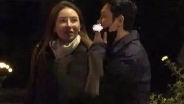 趙麗穎兒子居然5歲了,母子倆看煙花秀好溫馨!馮紹峰忙著談戀愛