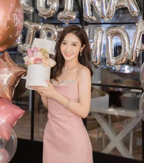 TVB兩位準媽媽同框!同懷5個月孕肚大不同,引髮網民猜誰男誰女