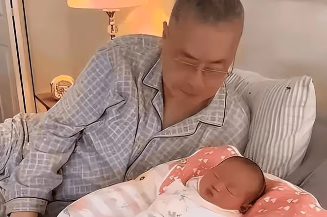 孫穎,44歲為81歲老公連生兩個孩子,是她這輩子最正確的決定