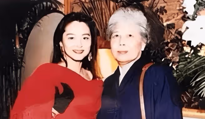 麻蘭英:林青霞做女兒,大明星有錢又孝順,71歲為何還要從12樓奮不顧身跳下去