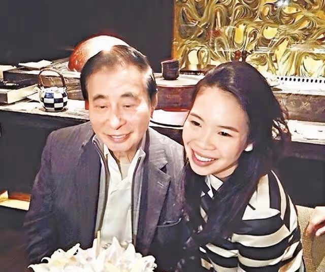 恭喜!香港知名富三代宣布二胎生子,96歲富豪李兆基再當太外公