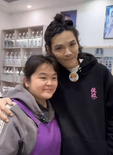 曉華給向佐做了個啥樣的髮型？超6700萬人觀看