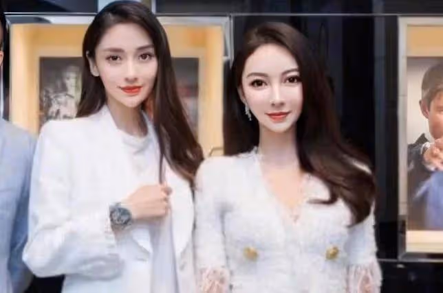 美爆了!Angelababy直播,700多萬人在線觀看,狀態超好秒殺葉珂
