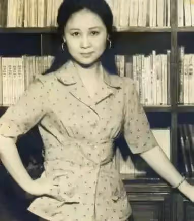 瓊瑤第一任丈夫慶筠近況!棄筆當上班族再婚育有二子,92歲仍健在