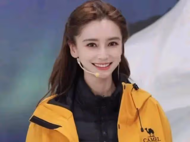 楊穎首次回應瘋馬秀後低谷期!她依舊膚白貌美還計劃復出