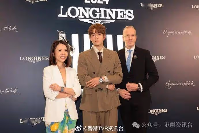透露婚期為明年4月!TVB上位小生小花婚紗照曝光