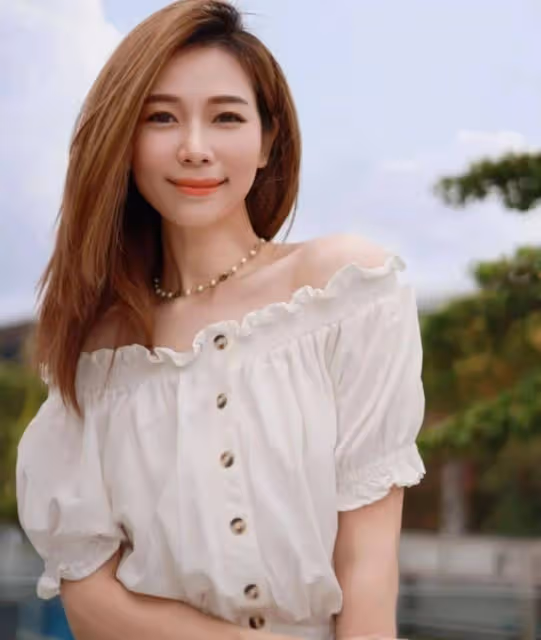 前TVB花旦楊秀惠創業變女強人,反擊成功背後投入多,不滿被朋友輕視