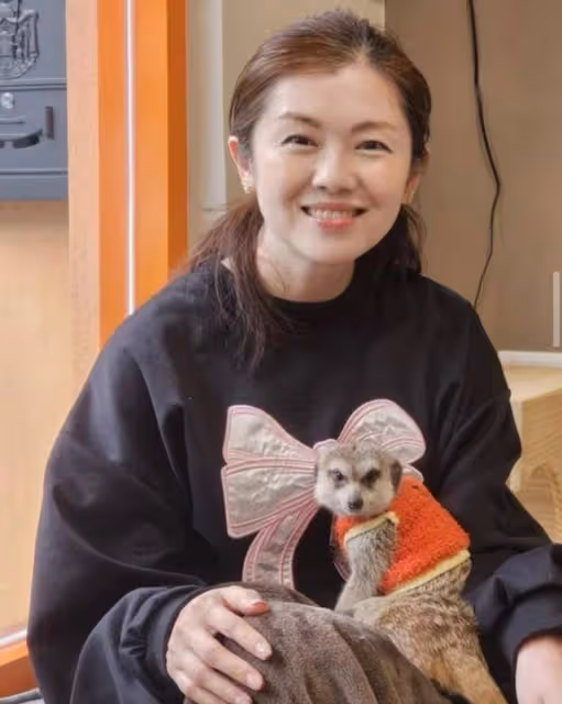 凍齡!48歲前港姐狀態仍如少女,失婚後遇真愛備受藝人老公疼愛