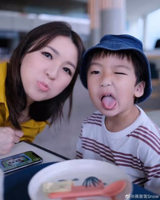 近況曝光!TVB前宅男女神自曝婚後脫粉潮嚴重,曾試過被狂粉跟蹤