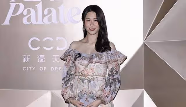 TVB知名女星宣布懷孕後首露面,光彩照人越髮漂亮,預產期在蛇年