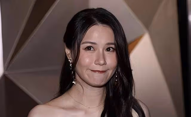 TVB知名女星宣布懷孕後首露面,光彩照人越髮漂亮,預產期在蛇年