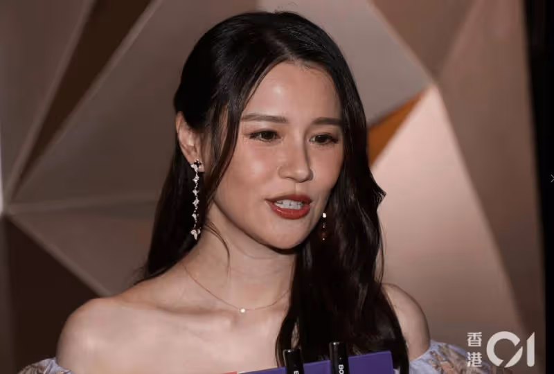 TVB花旦宣布懷孕後首次亮相!光彩照人自爆狂吃體重突增6KG!被問一事當場哽咽