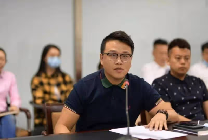 惋惜!37歲主持人李昕鑫去世,死因曝光,妻子懷孕才5個多月了