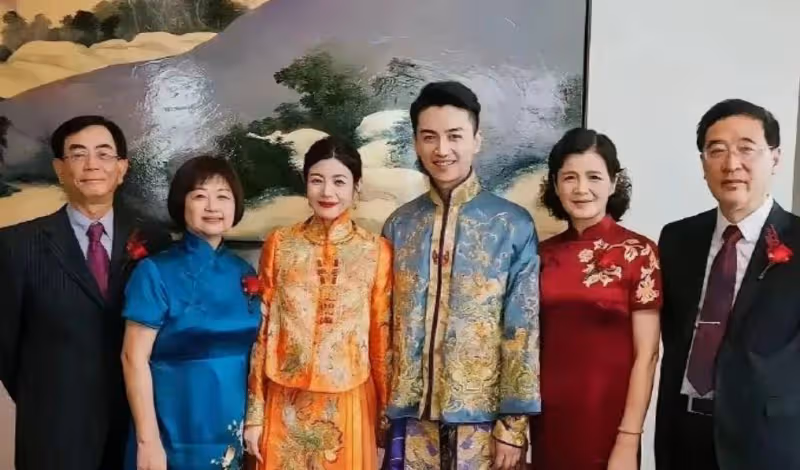 岳父去世,陳曉未戴婚戒現身杭州,與陳妍希婚變再登熱搜