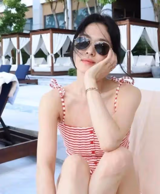 43歲宋慧喬曬泳裝美照!魔鬼身材的她十年後再演韓影
