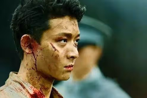 張晚意用8年，打了漂亮的翻身仗