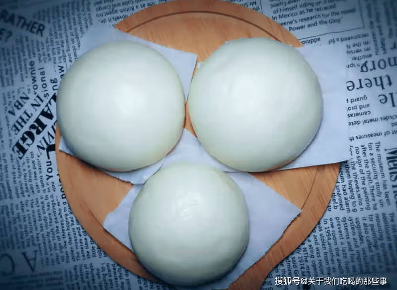蒸饅頭,冷水熱水區別大,牢牢記住4點竅門,饅頭暄軟不塌又香甜